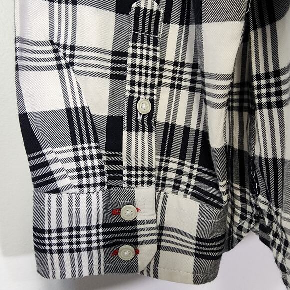 Talbots Petite Shirt Womens XLP Black Cotton Long Sleeve Button Plaid Metallic - Picture 6 of 8